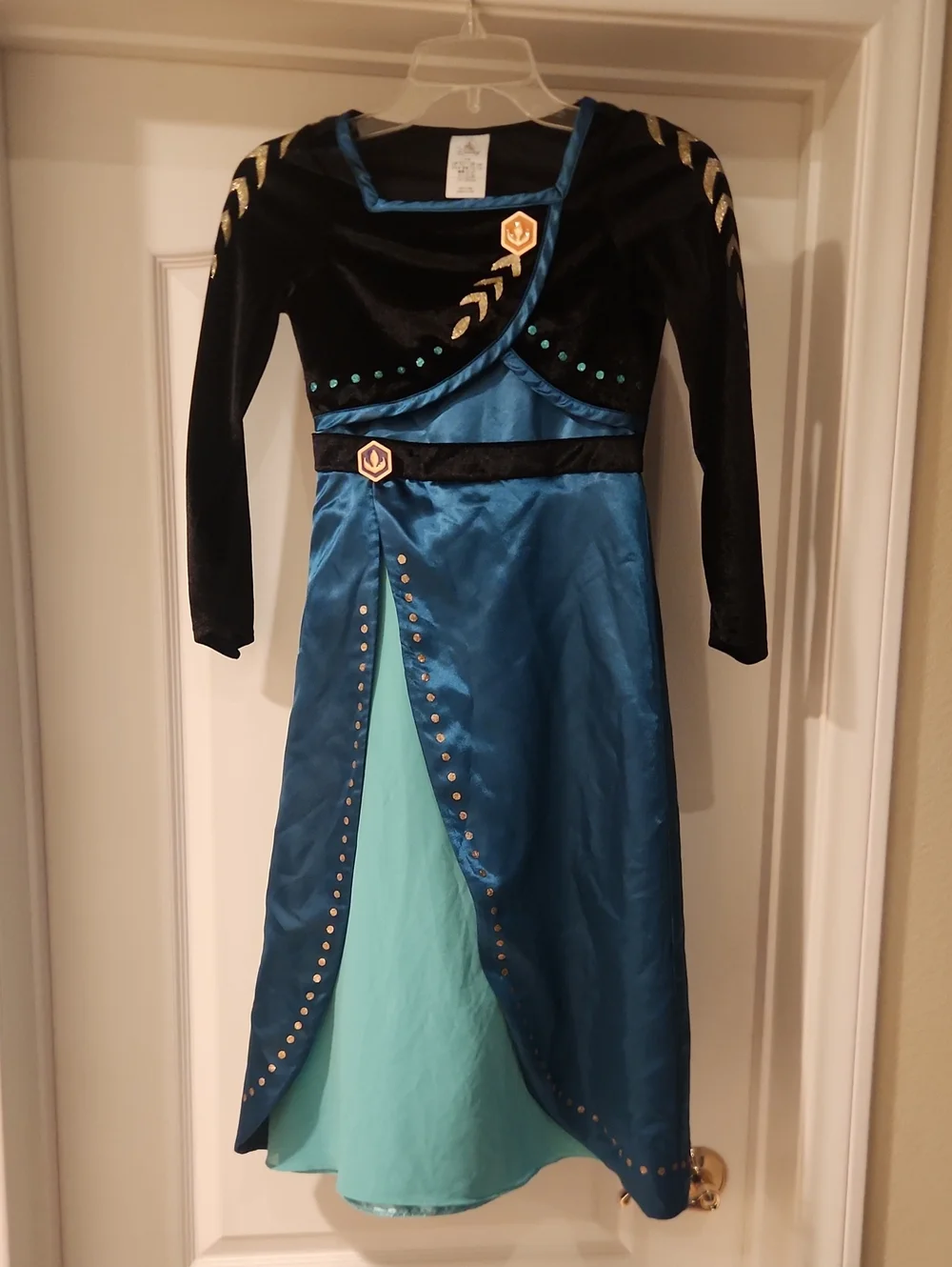 Disney frozen 2 queen Anna Halloween costume Dress Up Dress And Cape 7 8